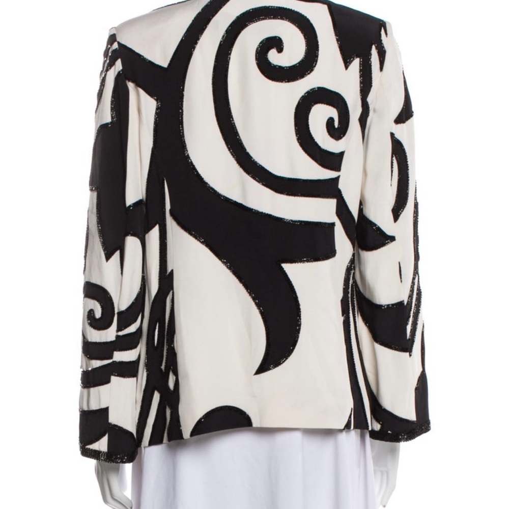 St. John Black and White Swirl Blazer - Picture 3 of 9